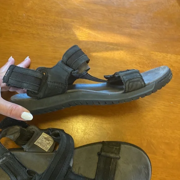 Merrell Mens Black Sandals 7 GUC - Picture 3 of 12